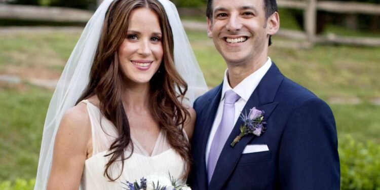 Foto/ Biden e sheh si dhëndrin ideal, vajza e ish-Presidentit amerikan zbulon lidhjen e re të partnerit pak para divorciit.