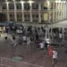 Foto+Video/ Tifozët e Dinamos në radhë të gjata jashtë stadiumit, mbi 2000 kroatë mbështesin Hajdukun në Tiranë