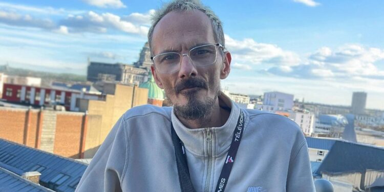 Franca padit platformën që transmetonte live në momentin e vdekjes së 46-vjeçarit, të akuzuarit rrezikojnë deri në 10 vite burg dhe një gjobë prej 1 milion euro.