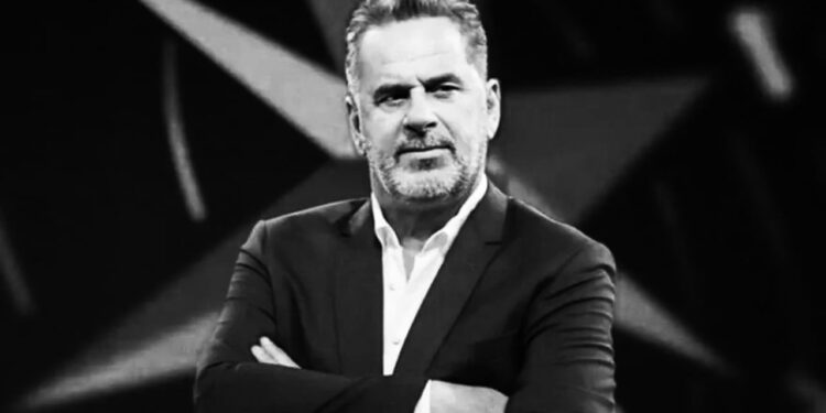 Gazetari Artur Zheji vdes pas një ndjenje të keqe në restorant gjatë pushimeve në Sarandë, sipas njoftimit të policisë.