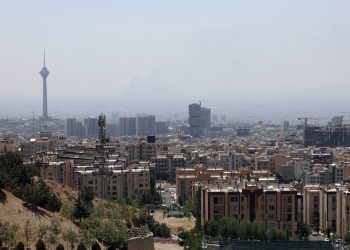 Gjermania i rekomandon qytetarëve të saj të largohen nga Irani dhe të evitojnë udhëtimet atje.