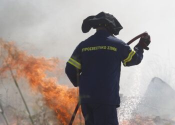 Greqia kërkon sërish ndihmë nga BE për zjarret në gjendje alarmante