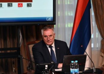 I akuzuar për sulm ndaj rendit kushtetues, Radovan Vishkoviç është dorëhequr nga posti i kryeministrit të Republikës Srpska.