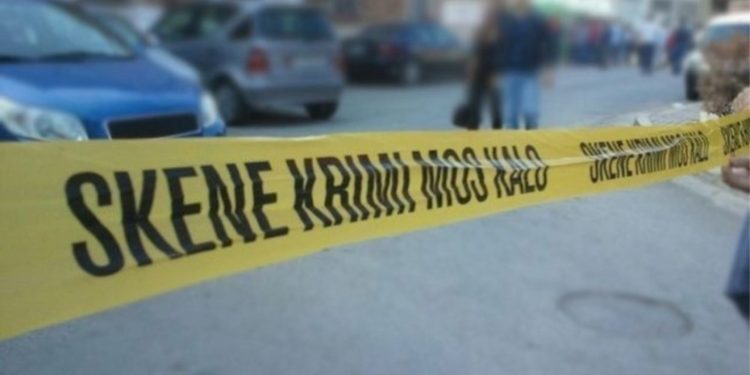 EMRI/ Plagosje me armë zjarri në Tiranë, një 27-vjeçar vetëparaqitet në spital