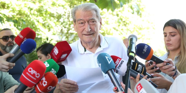 “Altin Dumani, i marrë peng nga Edi Rama!” Berisha: Ai vazhdon të mbrojë gjyqtaren Irena Gjoka