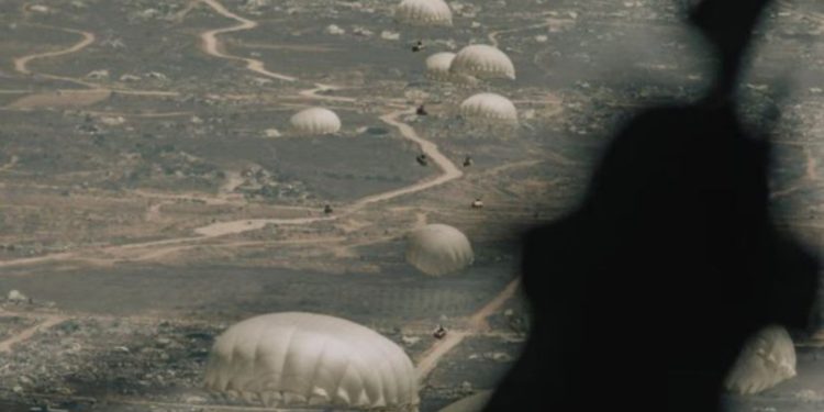 VIDEO dhe FOTO/ Një shkretëtirë me rrënoja, pluhur dhe varre, ja si duket Gaza nga qielli