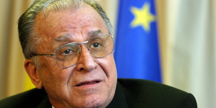 Ndahet nga jeta në moshën 95-vjeçare ish-presidenti i Rumanisë, Ion Iliescu! Udhëhoqi vendin gjatë tranzicioni nga komunizmi në demokraci