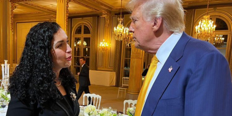 “Lidere e guximshme dhe mike e SHBA”, Vjosa Osmani merr letër nga Donald Trump