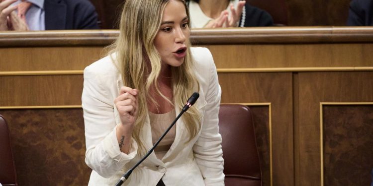 Valë dorëheqjesh nga politikanët spanjollë, shkak kualifikimet e rreme akademike në CV-të e tyre