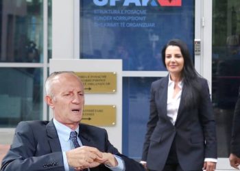 SPAK gati t’i komunikojë akuzat Belinda Ballukut, zëvendësja e Ramës fut në lojë Arben Rakipin dhe merr studion e…