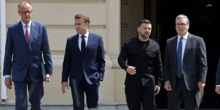 Sugjeronte heqjen dorë nga territori, Ukraina dhe Evropa kundërshtojnë propozimin e Putin për armëpushim