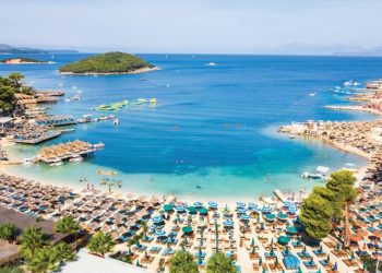 Tabela/ Tkurrja e turizmit ul çmimet e hoteleve, sa kushtojnë dhomat nga jugu në veri