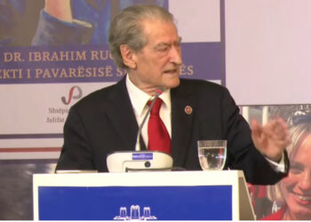 Berisha: Dënoj me forcën më të madhe mbajtjen në magazina prej 5 vitesh të shtatores së Ibrahim Rugovës nga narkoregjimi i Tiranës