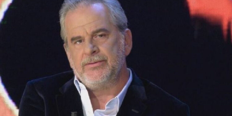 Ndërroi jetë para kohe/ Kush është Artur Zheji, gazetari dhe drejtuesi i emisionit ‘365 Gradë’