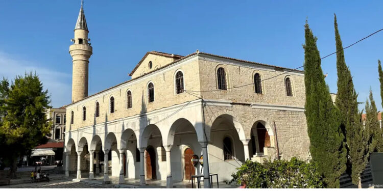 Të drejtat e grave në Turqi në shënjestër të autoritetit fetar, prej javësh ofrohet një interpretim jashtëzakonisht i rreptë i Kuranit