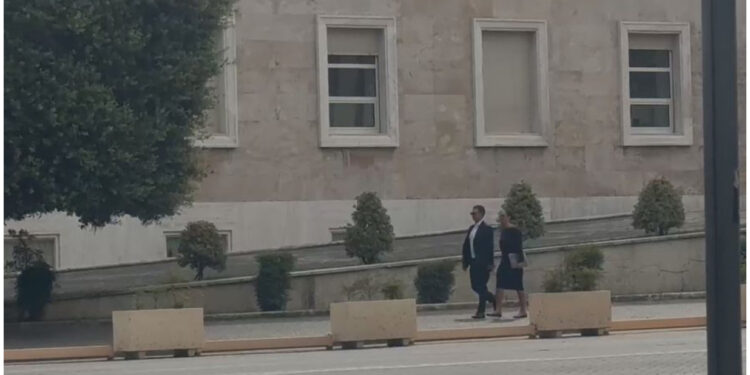 Në prag të qeverisjes së re, Rama takime në kryeministri