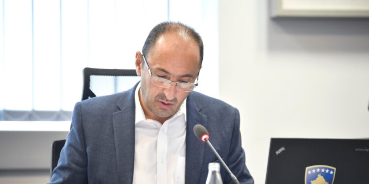 Ministri i Mjedisit në Kosovë jep dorëheqjen, shkak zgjedhja e Dimal Bashës si kryetar i Kuvendit