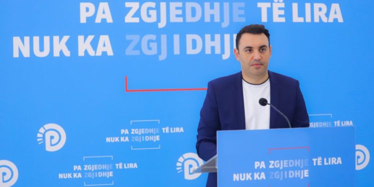 “Paratë e shqiptarëve të zhdukura në tre projekte fantazmë”/ Këlliçi: Strategjia e riciklimit të Ramës, fasada e re e korrupsionit