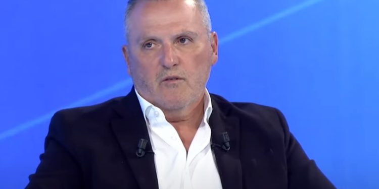 “Dështimi do të përbënte shpërfillje të komunitetit serb”, Veton Surroi për zgjedhjen e nënkryetarit: Deputetët e kanë detyrim të zgjedhin njërin prej kandidatëve që paraqitet për votim!