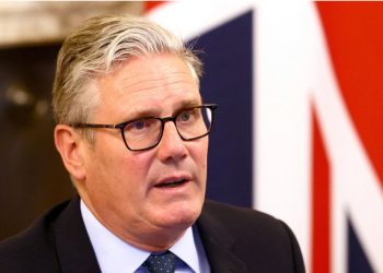 Kryeministri britanik premton sërish: Emigrantët që hyjnë në vend me varka të vogla do të ndalohen dhe do të kthehen mbrapsht