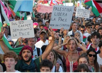 Festivali i 82-të i Filmit në Venecia, mijëra njerëz protestojnë në rrugët e Venecias për veprimet e Izraelit në Rripin e Gazës