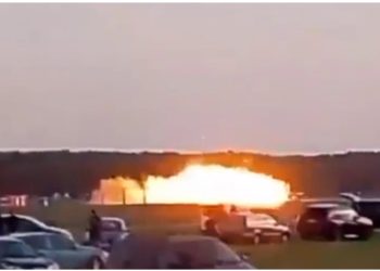 VIDEO/ Shpërtheu në flakë/ Rrëzohet avioni polak gjatë provave ajrore, humb jetën piloti, shkaqet e aksidentit ende të paqarta