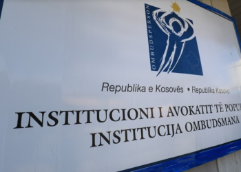 Institucionet e pavarura në Kosovë vazhdojnë të jenë të shackluara nga Kuvendi