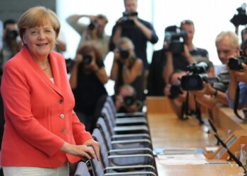 "Kemi bërë shumë deri më tani" - Angela Merkel niset për të reflektuar mbi vendimin e vitit 2015 dhe të sfidat e migracionit në Gjermani