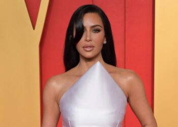 Kim Kardashian përballet me komente negative për stilin e vajzës së saj 12-vjeçare