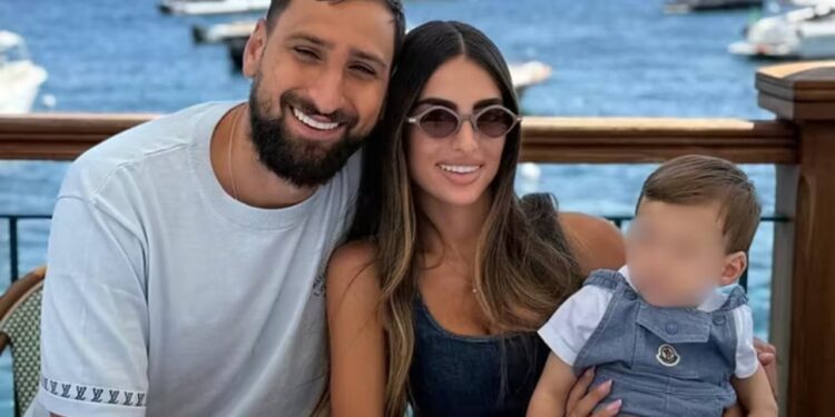 Krisma e PSG-së me Donnarumman, portieri nuk është përfshirë në ekipin për finalen e Superkupës së Europës.