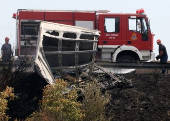 "Kur kërkuan ndihmë, por nuk arritën të shpëtojnë", detajet tronditëse nga aksidenti që mori jetën e 3 shqiptarëve që po ktheheshin nga një dasmë.