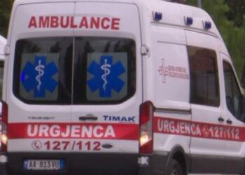 LAJM I FUNDIT: Aksident në rrugën “Shkodër-Koplik”, tre anëtarë të një familjeje plagosen