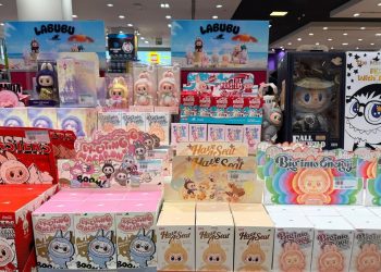 Labubu, kukulla me vlerë mijëra dollarë, grabitet nga një dyqan në Los Angeles