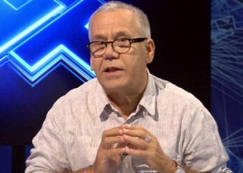 Maqedonasit elitë shprehin kundërshtimin ndaj Shqipërisë" / "Mediat në RMV kritikojnë Kim Mehmetin pas komenteve të tij