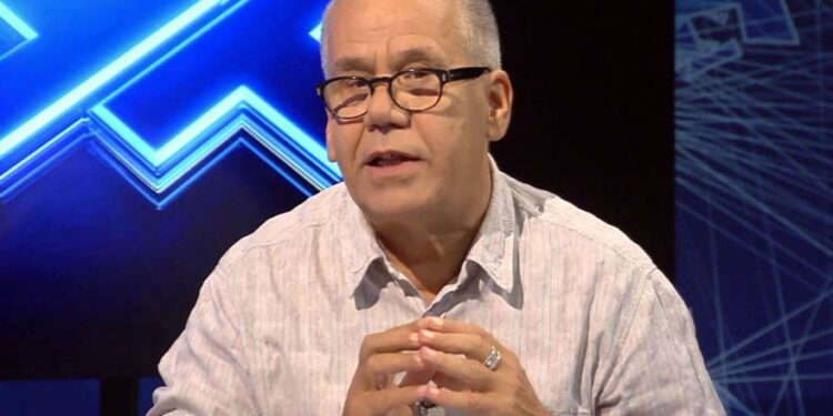 Maqedonasit elitë shprehin kundërshtimin ndaj Shqipërisë" / "Mediat në RMV kritikojnë Kim Mehmetin pas komenteve të tij