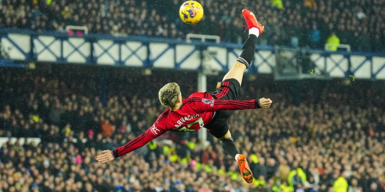 Marrëveshja e arritur: Chelsea siguron sulmuesin e një skuadre rivale.