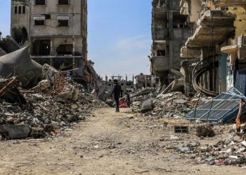 Mbrojtja Civile e Gazës jep sinjalet e alarmit: Civiltë po preken dhe po vdesin nga ndihmat që hidhen nga ajri.