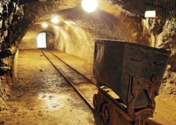 Minatori vdes në Bulqizë, të gjithë teknikët e kompanisë së babait të kandidatit të PS lirohen.