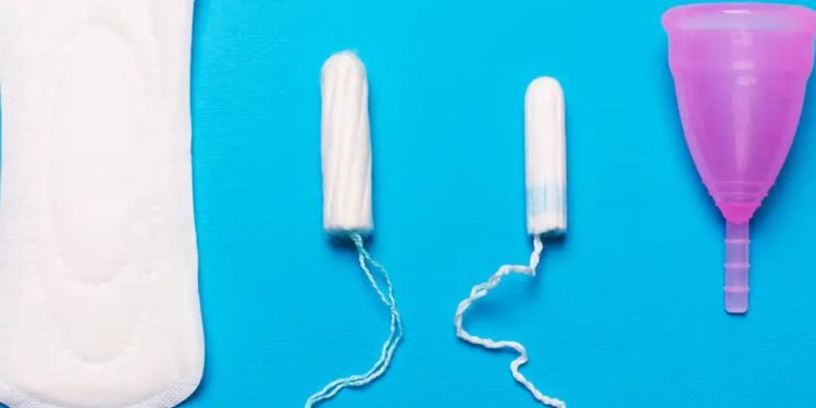 "Mund të ndikojnë në fertilitet" / Ekspertët: Produktet për menstruacione dhe kupat menstruale janë të ngarkuara me substanca të dëmshme.