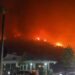 Natë e frikshme në Delvinë! Zjarri i fikur afër qytetit, katër persona kërkojnë ndihmë mjekësore.