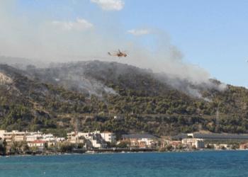 Në lidhje me situatën e zjarreve, Ministria e Mbrojtjes njofton: 9 vatra të shuhura, një e vetme mbetet nën vëzhgim.