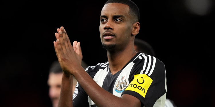 Newcastle i thotë "jo" Liverpoolit, refuzon ofertën prej 110 milion paund për Isak