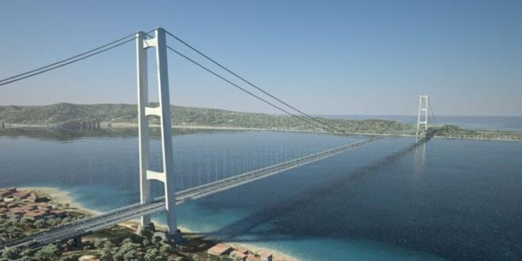 Nis ndërtimi i urës që do të lidhi Italinë me Siçilinë, projekti më i rëndësishëm infrastrukturor në dekadat e fundit