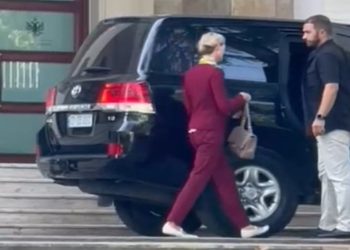 Një ‘impuls’ drejt formimit të kabinetit të ri qeveritar, e ngarkuara me punë në ambasadën amerikane në Shqipëri, takim në Kryeministri.