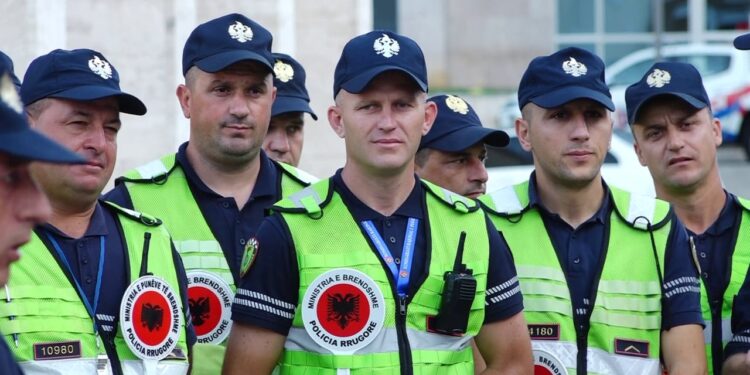 Nuk mund të bëhesh polic pas moshës 30 vjeçare! Rregulli i ri do të zbatohet nga gushti 2025, duke përfshirë edhe kriterin e moshës.