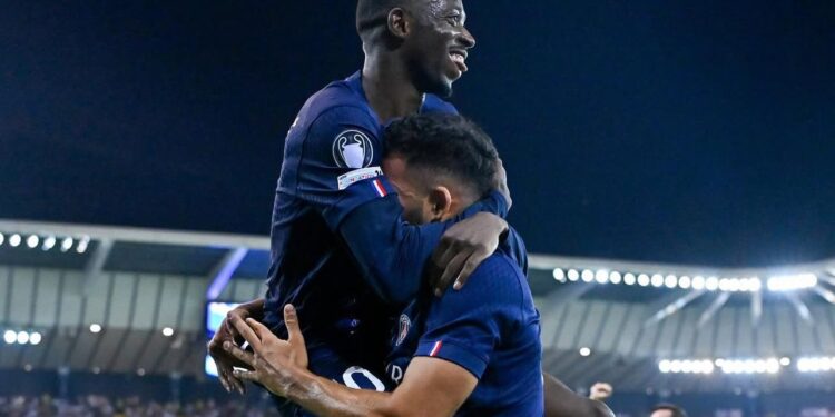 PSG shpallet Superkampione e Europës, francezët realizojnë dy gola në fund dhe mposhtin Tottenhamin në një përballje dramatike me penallti.