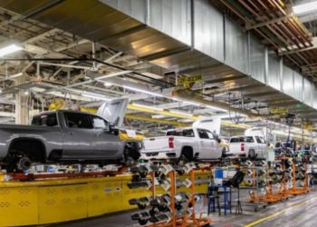 Pasojat e tarifave të Trump: Gjermania përballet me humbjen e 51.500 vendeve të punës në industrinë automobilistike