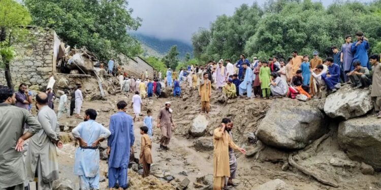 Përmbytje katastrofike në Pakistan dhe Kashmir, mbi 194 të vdekur në 24 orët e fundit