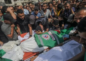 Pesë gazetarë të Al Jazeera humbin jetën në Gaza, OKB e kritikon sulmin si një shkelje të rëndë të ligjit ndërkombëtar.