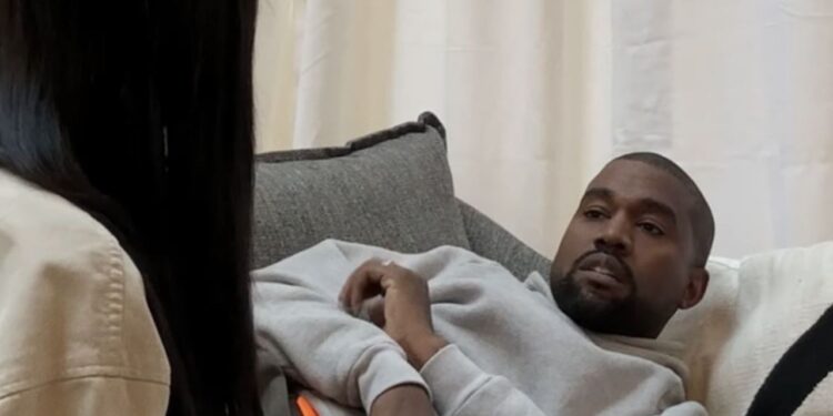 Pesë muaj pa trajtim për çrregullimin bipolar…/ Kim Kardashian tregon për sfidat e martesës me Kanye West